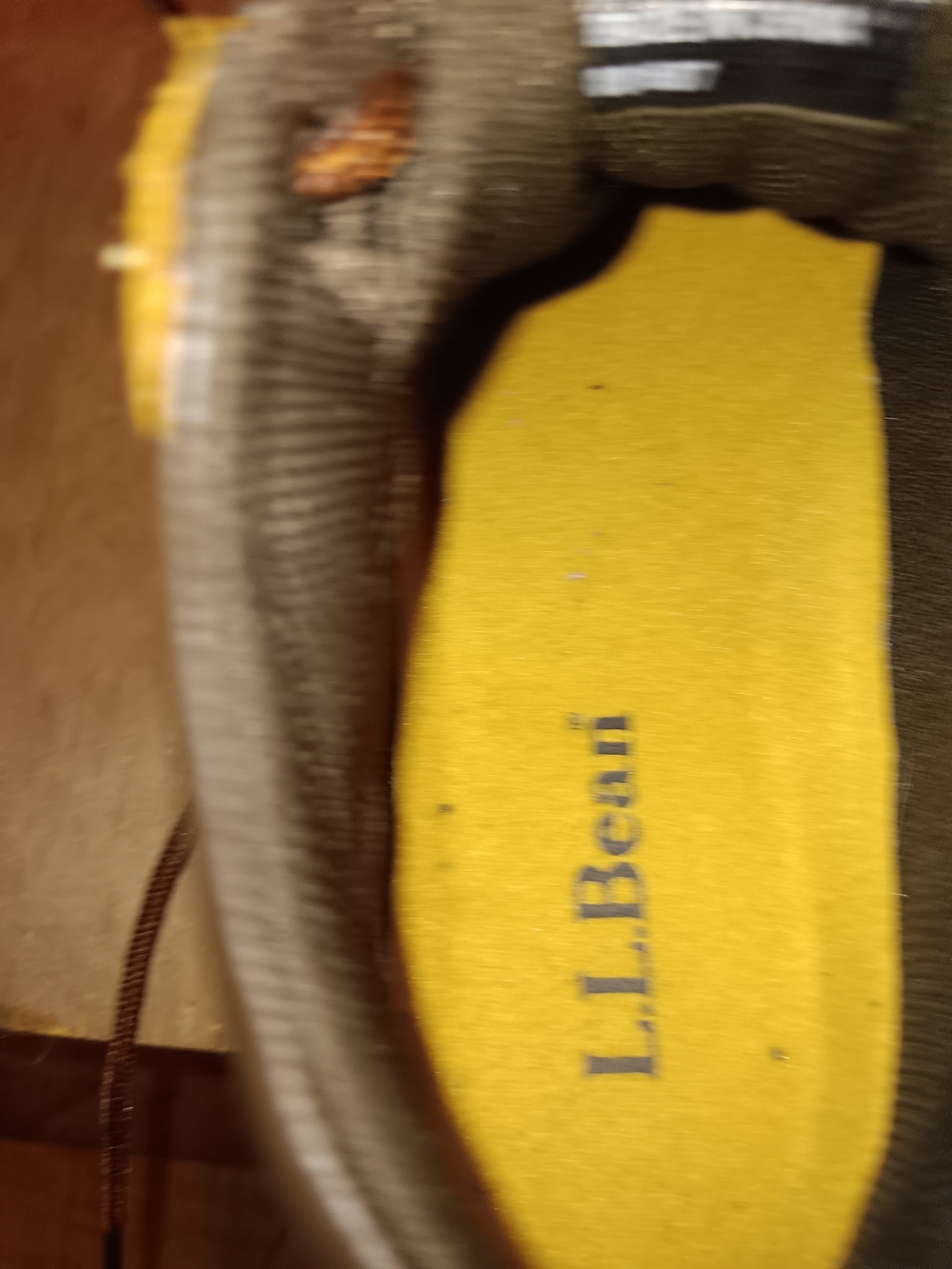 L.L. Bean Womans Tan and Brown Duck Boots - Picture 8 of 14